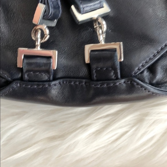 Chanel navy blue lambskin backpack - Picture 5 of 16